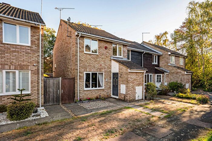 3 Bedroom Terraced House For Sale In Lords Wood, Welwyn Garden City, AL7