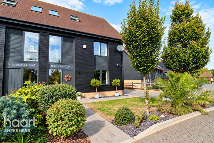 4 Bedroom Semi-Detached House For Sale In Scocles Court, Minster, ME12