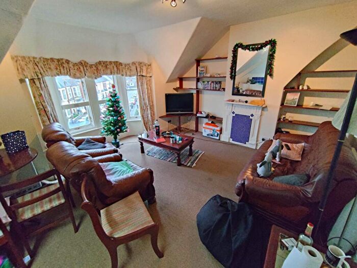 4 Bedroom House To Rent In Lochaber Street, Top Flat, , Roath, Cardiff, CF24