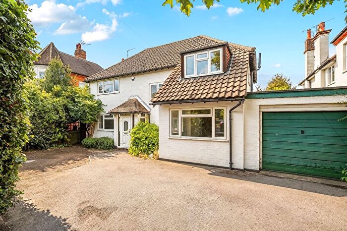 4 Bedroom Detached House For Sale In Barnett Wood Lane, Ashtead, KT21
