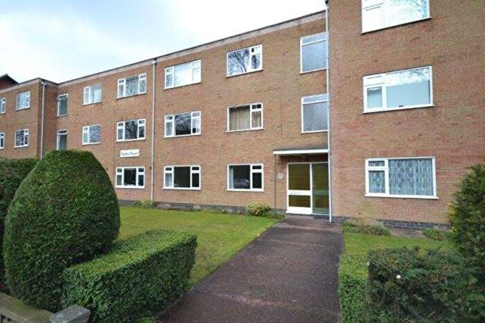 2 Bedroom Flat To Rent In Knighton Drive, Stoneygate, Leicester, LE2