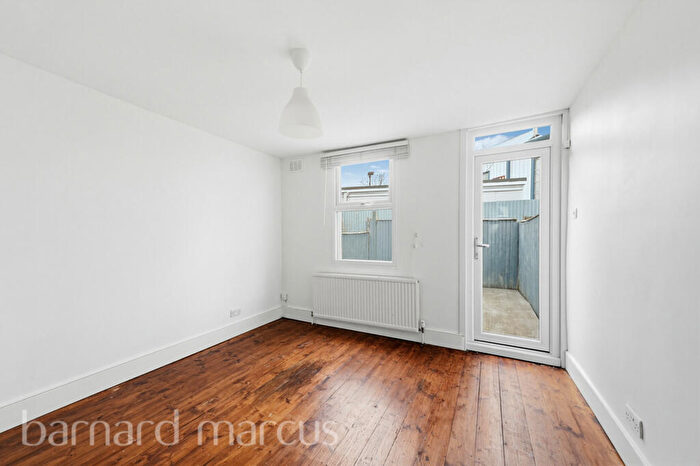 2 Bedroom Terraced House To Rent In Spencer Place, Croydon, CR0