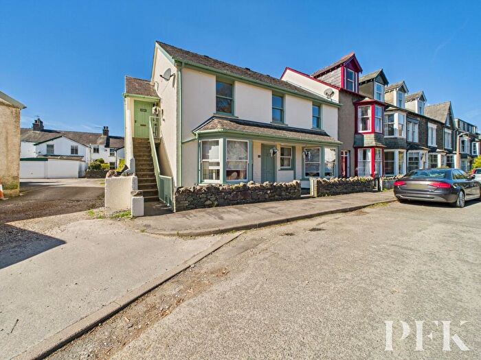2 Bedroom Apartment For Sale In Skiddaw Street, Keswick, CA12
