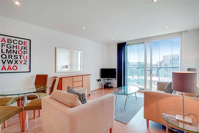 1 Bedroom Flat To Rent In Brewhouse Yard, London, EC1V