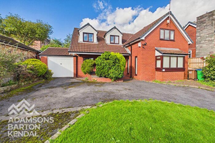 4 Bedroom Detached House For Sale In Old Road, Smithy Bridge, OL16