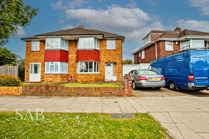 3 Bedroom Semi-Detached House To Rent In Newdene Avenue, Northolt, UB5