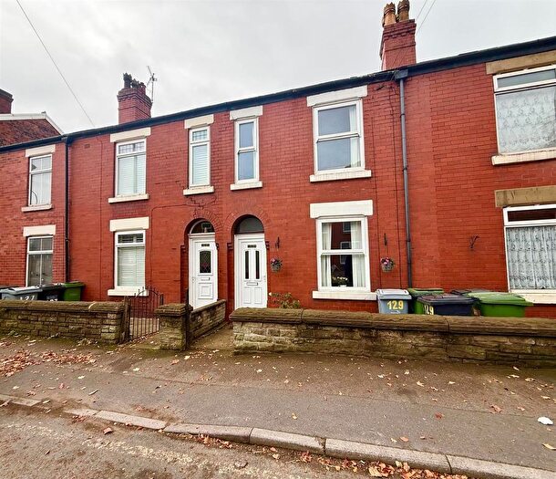 3 Bedroom Terraced House For Sale In Chester Road, Macclesfield, SK11