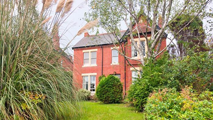 4 Bedroom Detached House For Sale In Millbrook Road, Dinas Powys, CF64