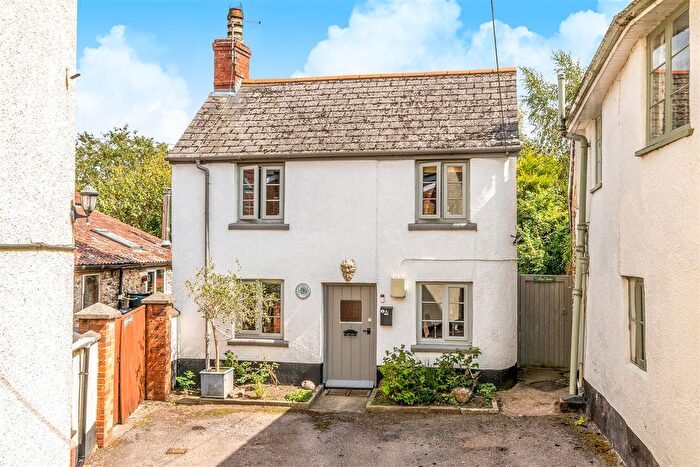 3 Bedroom Detached House For Sale In High Street, Hemyock, Cullompton, EX15