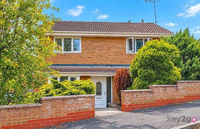 4 Bedroom Detached House For Sale In Stoneacre Avenue, Hackenthorpe, Sheffield, S12