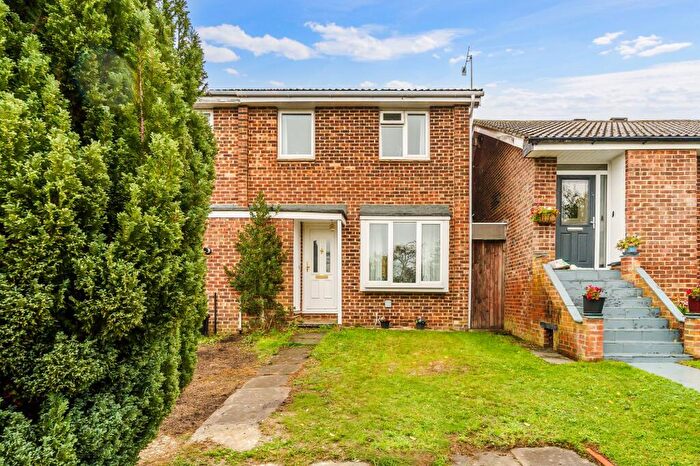3 Bedroom Terraced House For Sale In Hewers Way, Tadworth, KT20
