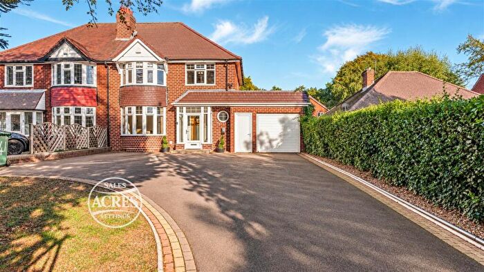 3 Bedroom Semi-Detached House For Sale In Chester Road, Streetly, Sutton Coldfield, B74