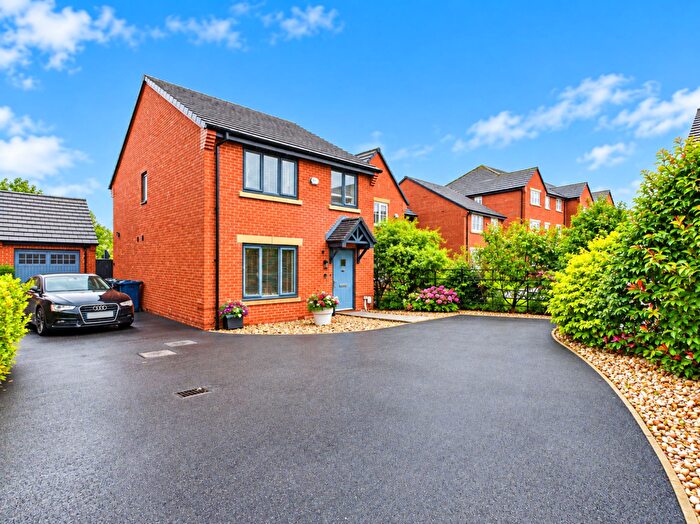 3 Bedroom Detached House For Sale In Glovers Way, Burscough, L40