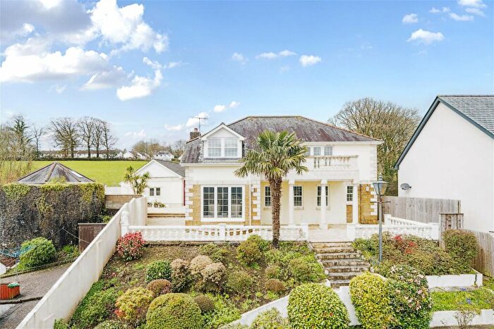 4 Bedroom Detached House For Sale In Station Road, Gunnislake, PL18