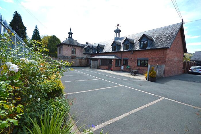 3 Bedroom Semi-Detached House For Sale In Henstablau, Llanidloes Road, Newtown, Powys, SY16
