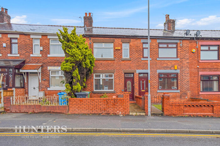 2 Bedroom Town House For Sale In Heron Street, Oldham, OL8