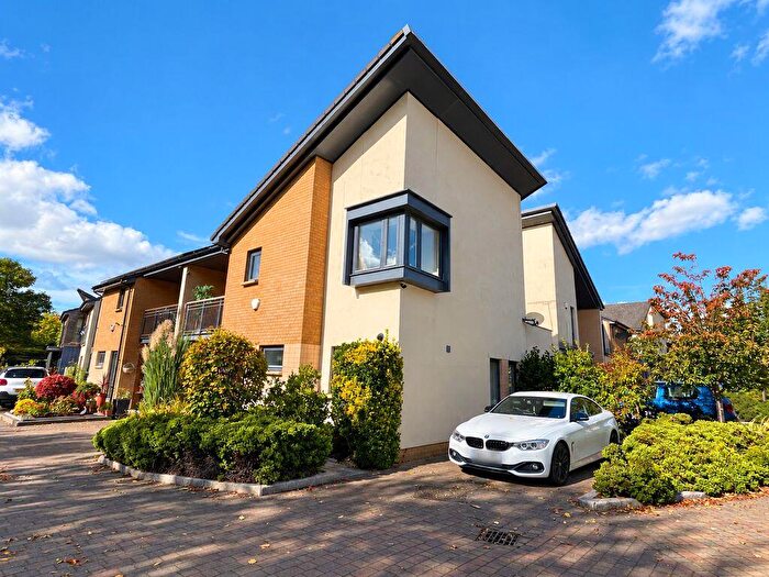 3 Bedroom Semi-Detached House For Sale In Hursley Walk, Newcastle Upon Tyne, NE6