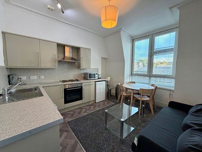 2 Bedroom Flat To Rent In G, Walker Road, Aberdeen, AB11