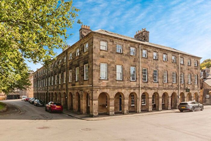3 Bedroom Apartment For Sale In The Square, Buxton, SK17