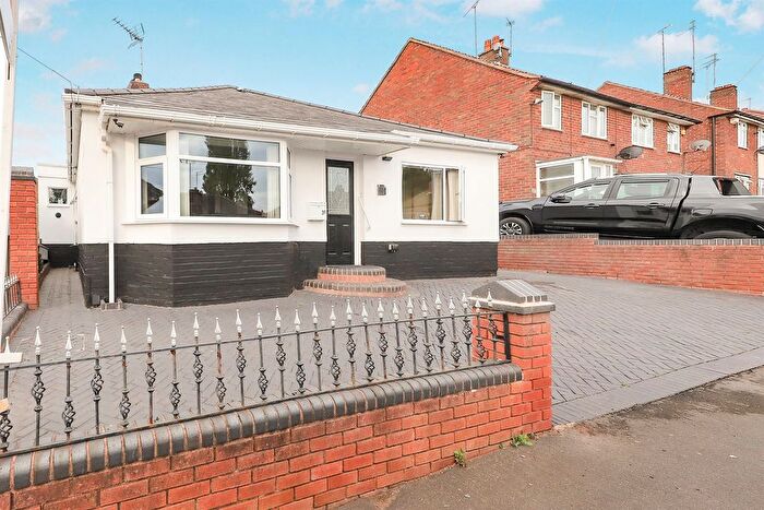 3 Bedroom Detached Bungalow For Sale In Rounds Road, Coseley, Bilston, WV14
