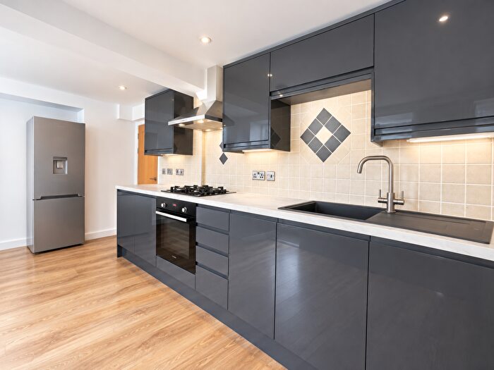 Studio To Rent In Bower Terrace, Maidstone, ME16