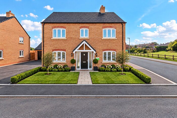 4 Bedroom Detached House For Sale In Oak Grove, Dunton, SG18
