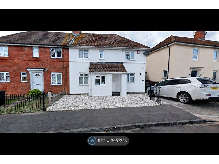 3 Bedroom Semi-Detached House To Rent In Barrow Hill Road, Bristol, BS11