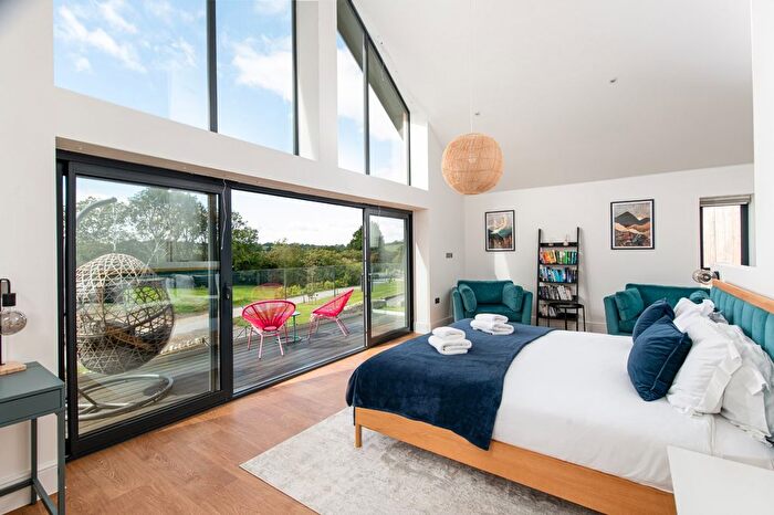 1 Bedroom Property For Sale In Cookswood, Bector Lane, BA3