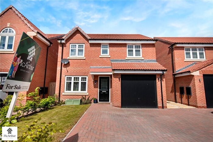 4 Bedroom Detached House For Sale In High Park Court, Harworth And Bircotes, Doncaster, South Yorkshire, DN11