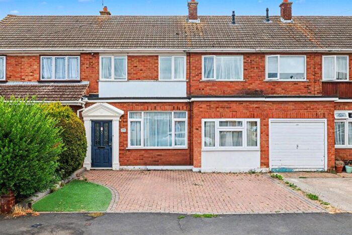 4 Bedroom Terraced House For Sale In Burnham Road, Hockley, SS5