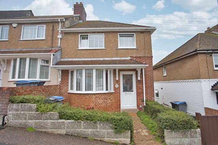3 Bedroom End Of Terrace House For Sale In Kings Road, Dover, Kent, CT17