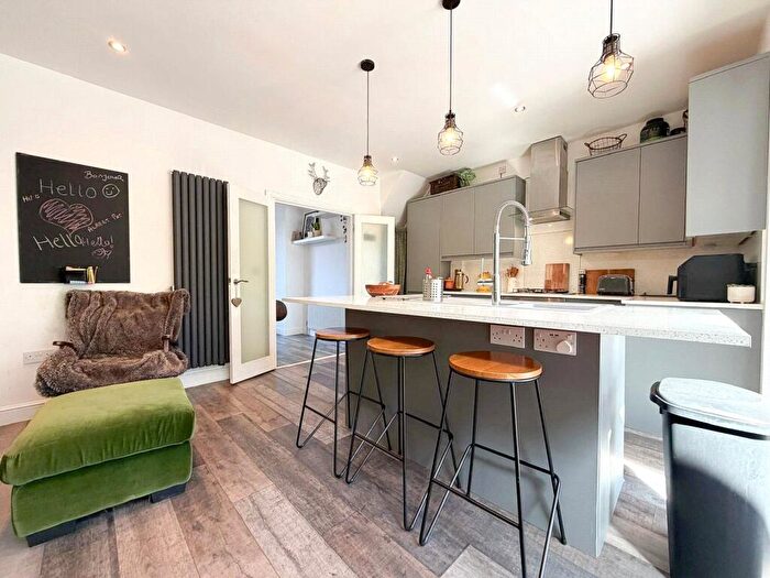 3 Bedroom Semi-Detached House To Rent In Oakwood Avenue, Audenshaw, Manchester, Greater Manchester, M34