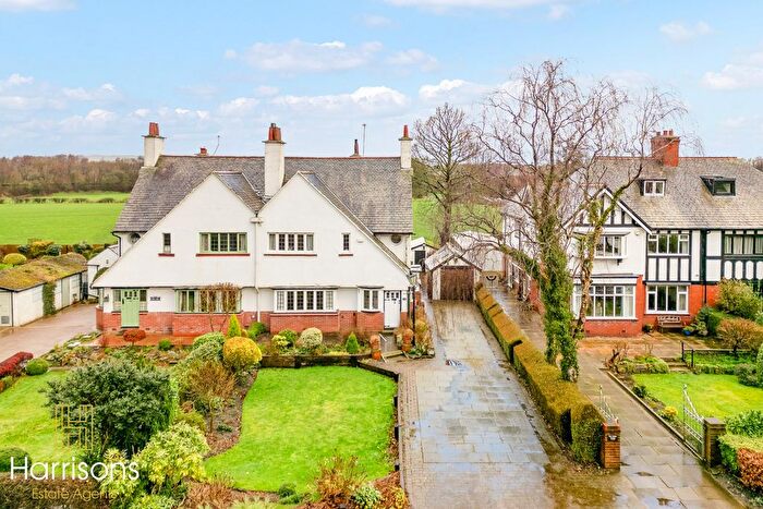 4 Bedroom Semi-Detached House For Sale In Manchester Road, Over Hulton, Bolton, Lancashire, BL5