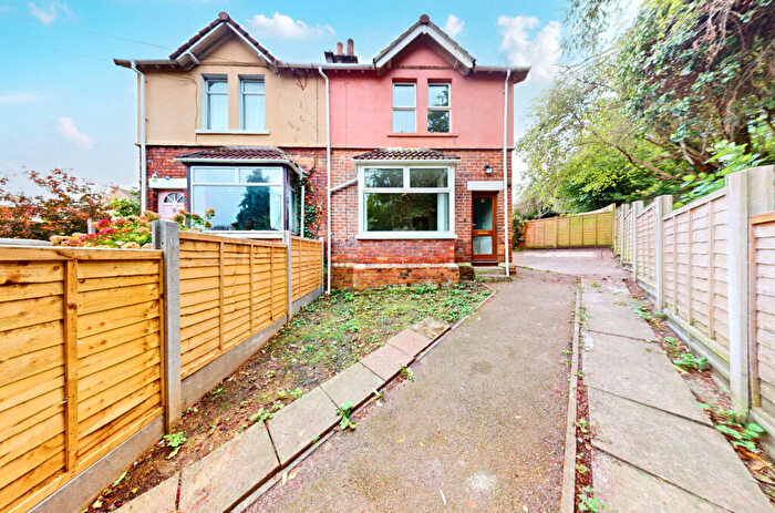 3 Bedroom End Of Terrace House To Rent In Bath, BA2