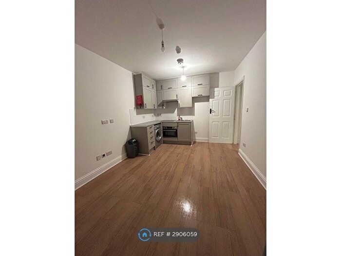 1 Bedroom Flat To Rent In Pinner Road, Harrow, HA1