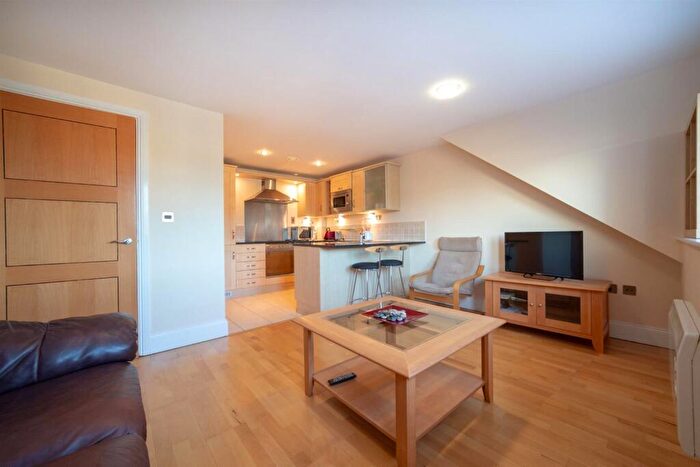 2 Bedroom Apartment To Rent In £pppw - Osborne Road, Jesmond, Newcastle Upon Tyne, NE2