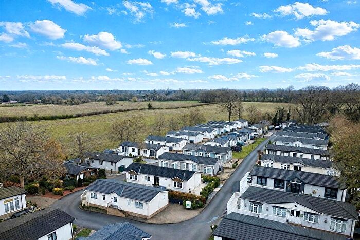 2 Bedroom Bungalow For Sale In Labour In Vain Road, Sevenoaks, Kent, TN15