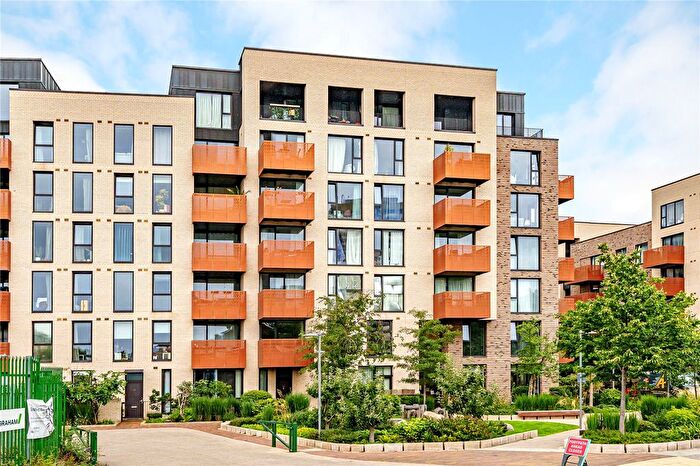 2 Bedroom Flat To Rent In Forrester Way, London, E15