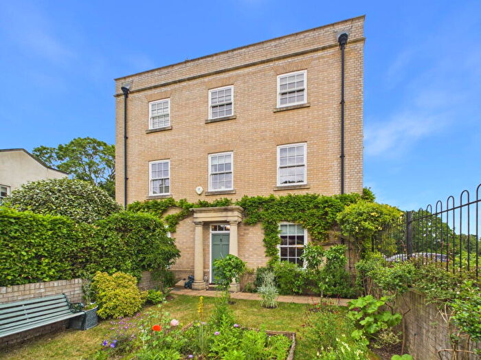 4 Bedroom Town House For Sale In New Hall, Carlton Park, Saxmundham, IP17