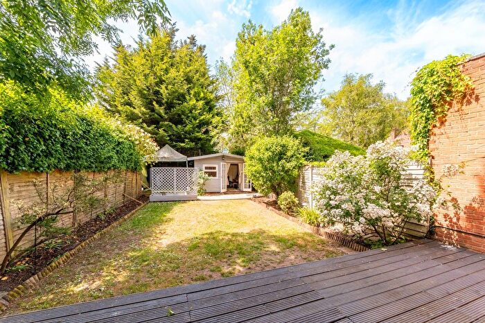 2 Bedroom Semi-Detached House For Sale In Altwood Road, Maidenhead, SL6