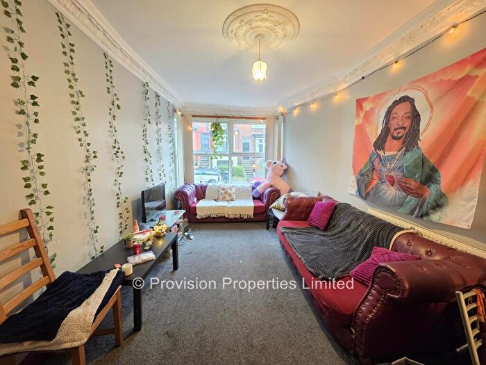 6 Bedroom Terraced House To Rent In Manor Drive, Hyde Park, Leeds, LS6