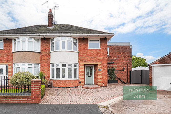 4 Bedroom Semi-Detached House For Sale In Whitney Close, Balby, Doncaster, DN4