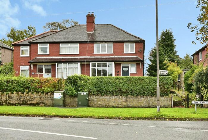 3 Bedroom Semi-Detached House For Sale In Low Leighton Road, New Mills, High Peak, Derbyshire, SK22