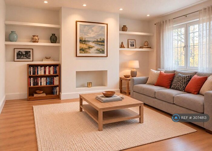 3 Bedroom Maisonette To Rent In Lyttelton Road, London, N2