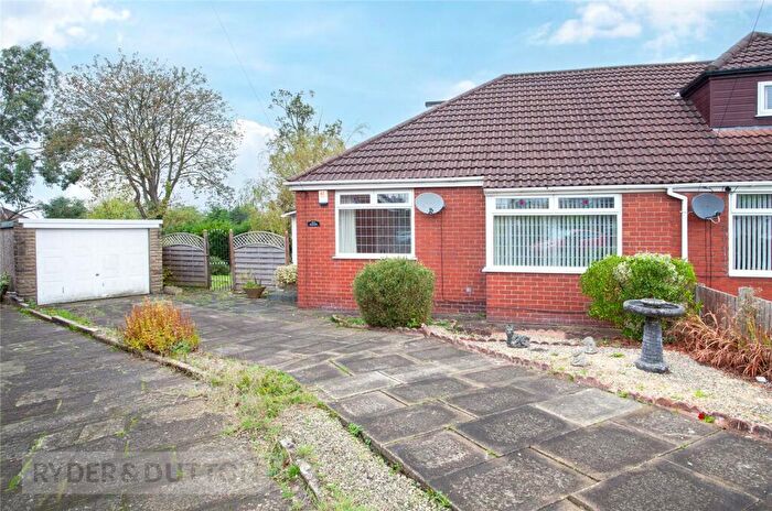 3 Bedroom Semi-Detached Bungalow For Sale In Mayfair Drive, Royton, Oldham, Greater Manchester, OL2