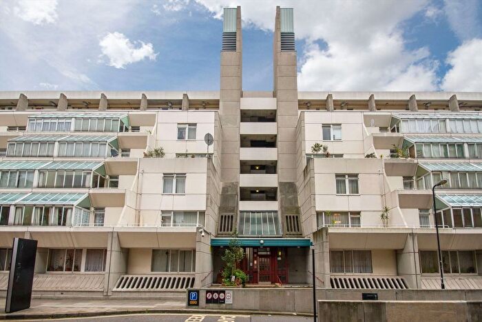 2 Bedroom Maisonette For Sale In Brunswick Centre, Bloomsbury, WC1N