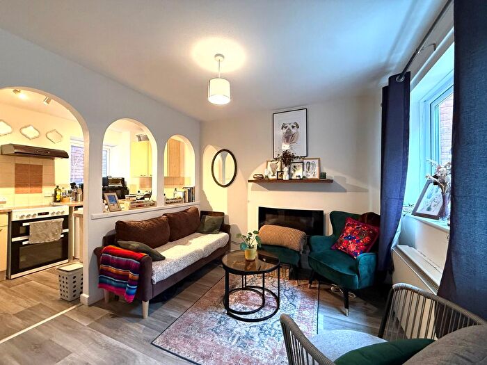1 Bedroom Terraced House To Rent In Plassey Close, Pensylvania, EX4