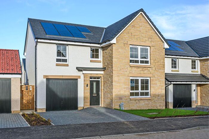 4 Bedroom Detached House For Sale In Younger Gardens, St. Andrews, KY16