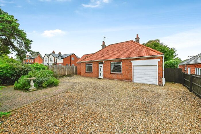 3 Bedroom Detached Bungalow For Sale In Castle Rising Road, South Wootton, King's Lynn, PE30