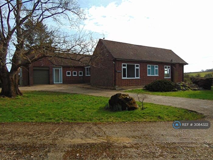 3 Bedroom Bungalow To Rent In Aylesbury Road, Leighton Buzzard, LU7